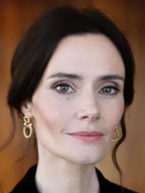 Rebecca<br>Calder
